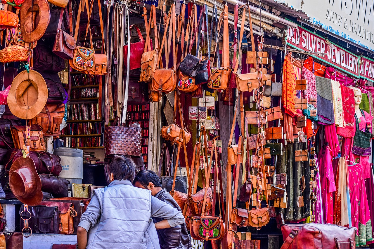 南開區(qū)最新房價動態(tài)及市場走勢，購房指南與趨勢分析